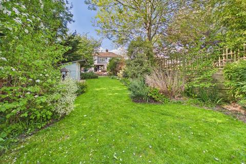 Balmoral Crescent, West Molesey