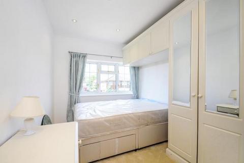 3 bedroom terraced house to rent, Willows Close,  Pinner,  HA5