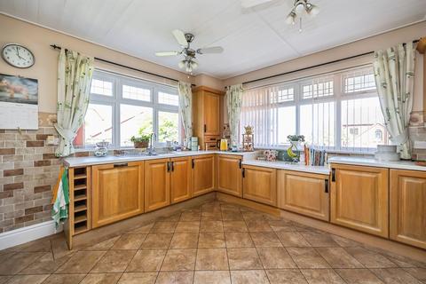 2 bedroom detached bungalow for sale, Steam Mill Lane, RIPLEY