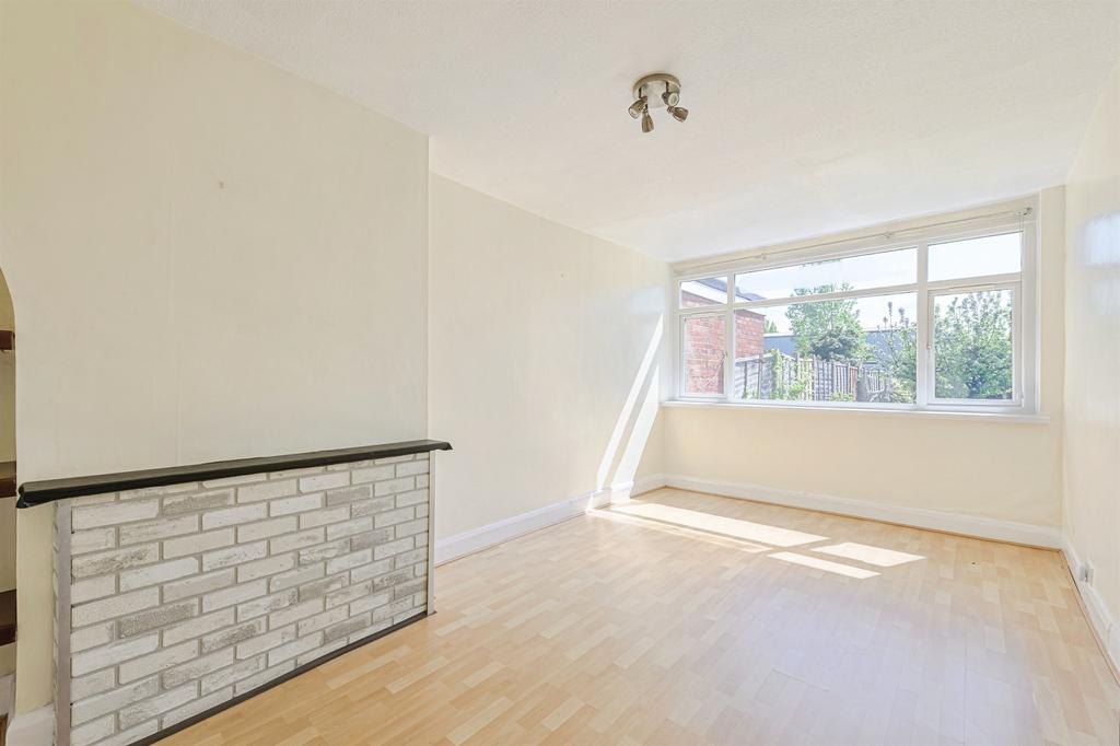 House in Birmingham, Castle Vale - View 2