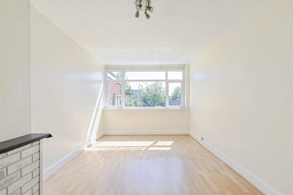 House in Birmingham, Castle Vale - View 3
