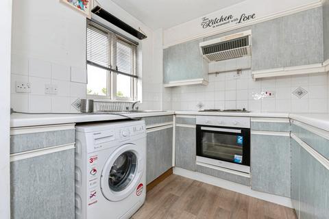 undefined, Talus Close, Purfleet-on-Thames, Essex, RM19