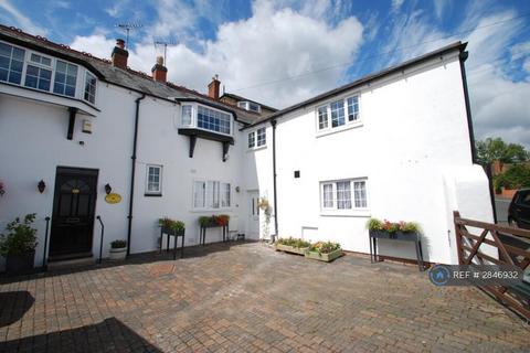 3 bedroom semi-detached house to rent, Hanley Road, Malvern, WR14
