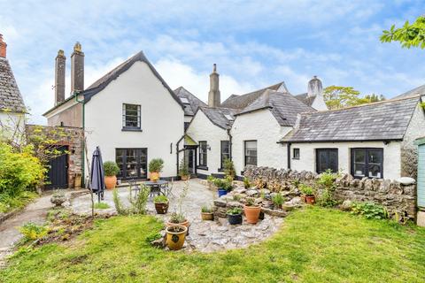 5 bedroom character property for sale, Fore Street, Ipplepen, Newton Abbot