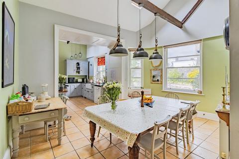 5 bedroom character property for sale, Fore Street, Ipplepen, Newton Abbot
