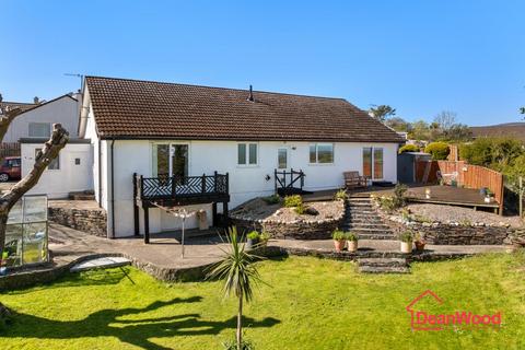 4 bedroom detached bungalow for sale, 6, Rosedene Close, Birch Hill, Onchan