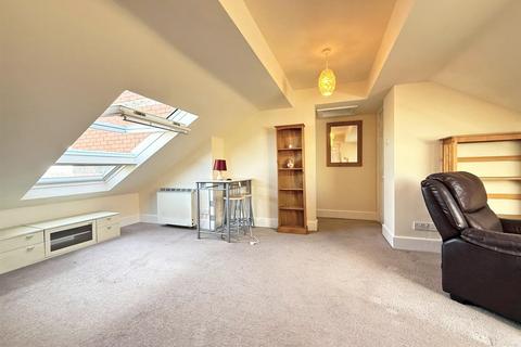 Studio for sale, Watergate Mansions, St. Marys Place, Shrewsbury