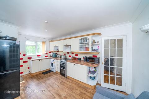 2 bedroom flat for sale, Slaney Road, Walsall WS2