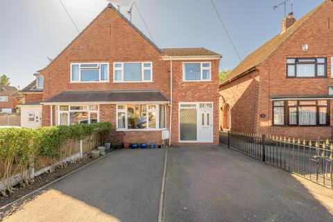 4 bedroom house for sale, Sandringham Road, Wombourne, Wolverhampton