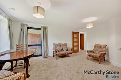 1 bedroom apartment for sale, Mandeville Court, Darkes Lane, Potters Bar, Hertfordshire, EN6 1BZ