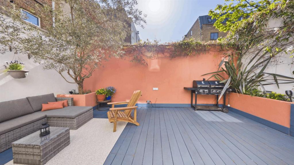 Decking area