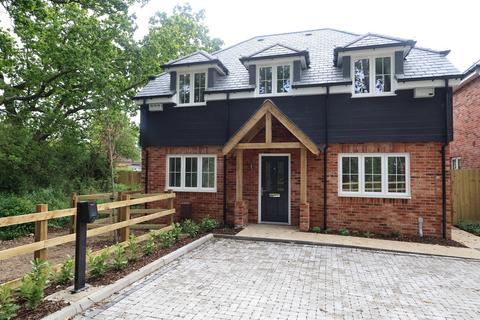 4 bedroom detached house for sale, Anmore Road, Denmead, Waterlooville