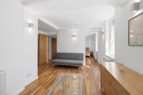 1 bedroom flat for sale, 4/5 Cowgatehead, Grassmarket, Edinburgh, EH1