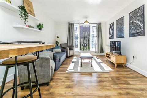 2 bedroom flat for sale, Updown Hill, Haywards Heath