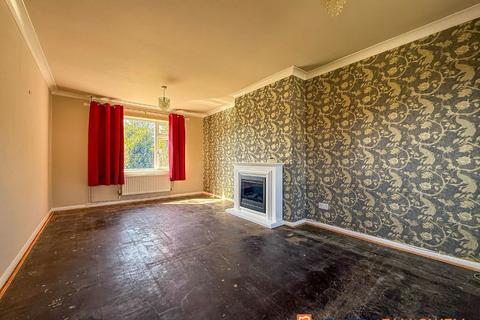 3 bedroom semi-detached house for sale, Staunton Road, Newark NG24