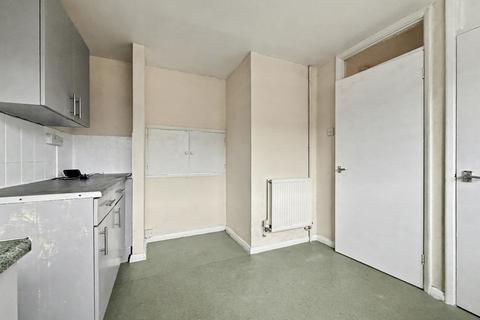 3 bedroom terraced house for sale, The Lees, The Lees SN7