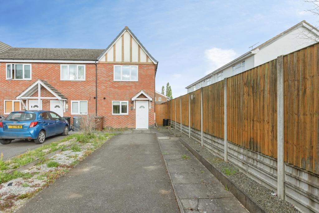 2 bedroom end of terrace house for sale