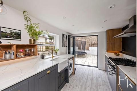 3 bedroom terraced house for sale, Coleridge Street, Hove