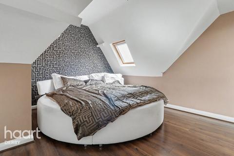 1 bedroom in a flat share to rent, Burton Road, DERBY
