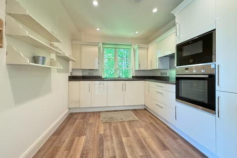 2 bedroom retirement property for sale, 48 Garnier Drive, Bishopstoke Park