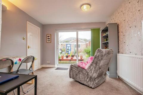 2 bedroom semi-detached bungalow for sale, Meadway, Malvern