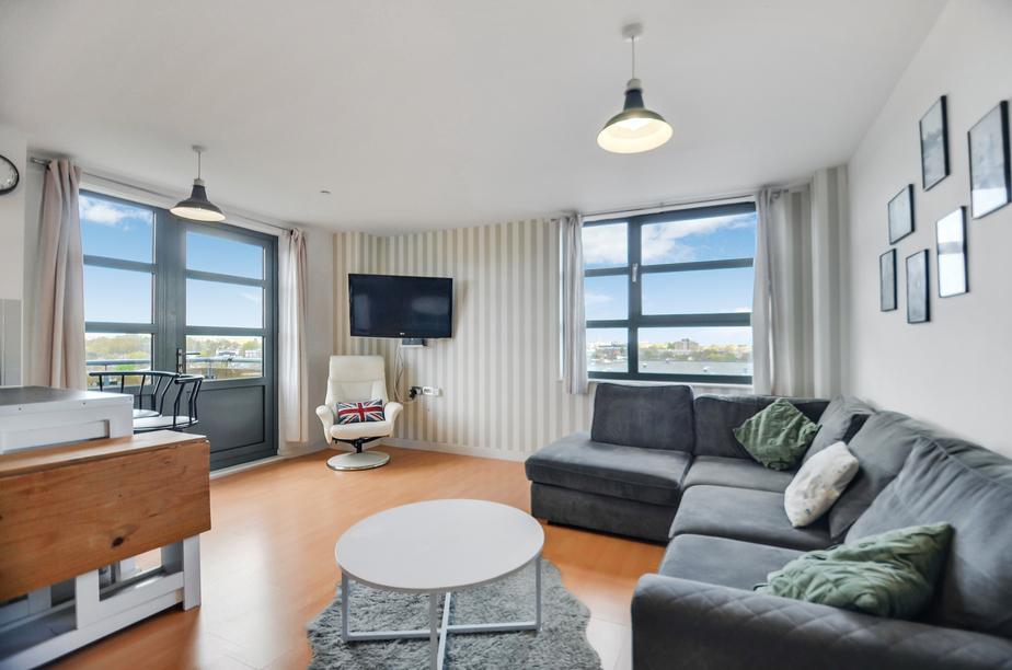 Open-plan living area, open plan living