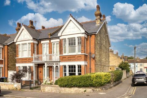 4 bedroom semi-detached house for sale, Pierremont Avenue, Broadstairs, Kent, CT10