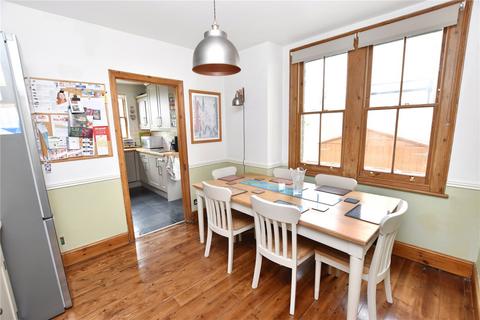 3 bedroom semi-detached house for sale, Abbey Road, Bexleyheath, DA7