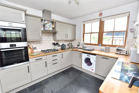 3 bedroom semi-detached house for sale, Abbey Road, Bexleyheath, DA7