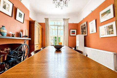 4 bedroom semi-detached house for sale, Wisteria Road, London, SE13