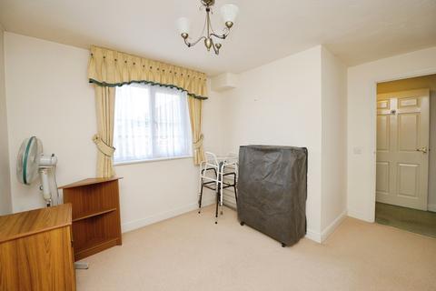 undefined, Gibson Court, Romford RM1