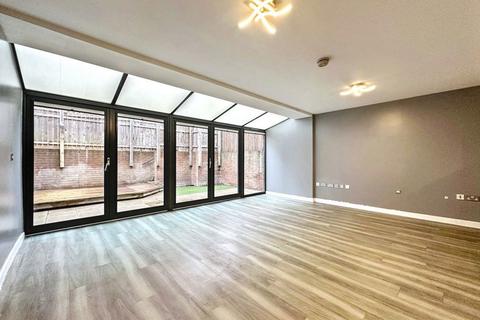 4 bedroom end of terrace house for sale, Berners-Lee Road, Gateshead, Tyne and Wear, NE8 4US