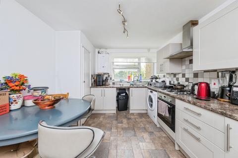 2 bedroom ground floor flat for sale, Lowndes Way, Winslow, Buckingham