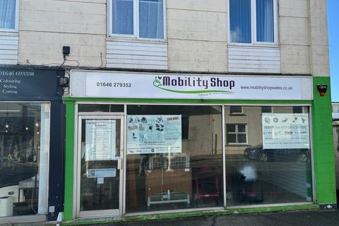 Retail property (high street) to rent, 128-130 Robert St Milford Haven SA73 2DL