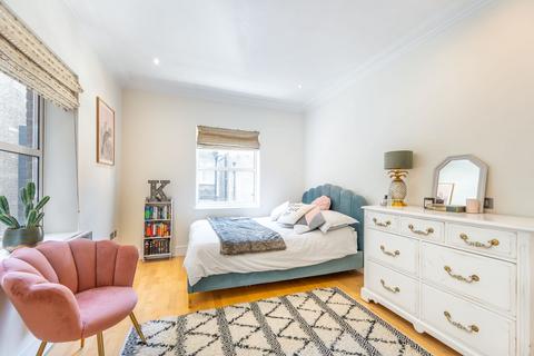 Queensborough Terrace, Bayswater, London, W2