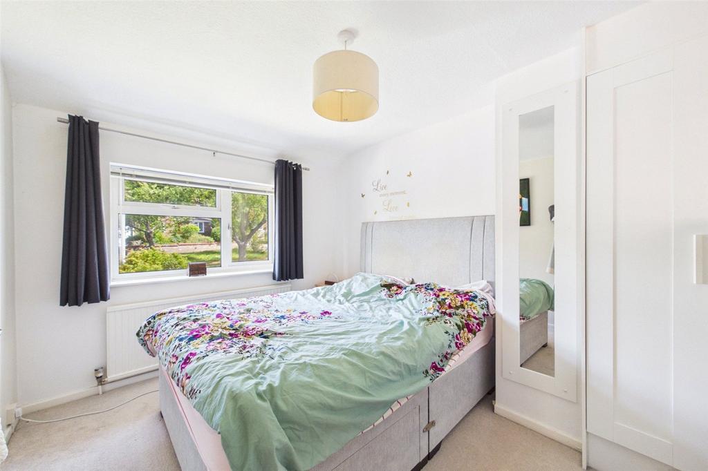 Dell Road, Tilehurst, Reading, Berkshire, RG31 – další