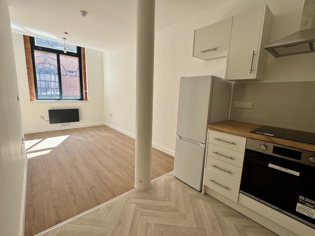 Apartment in Leicester, St Matthew's - View 2