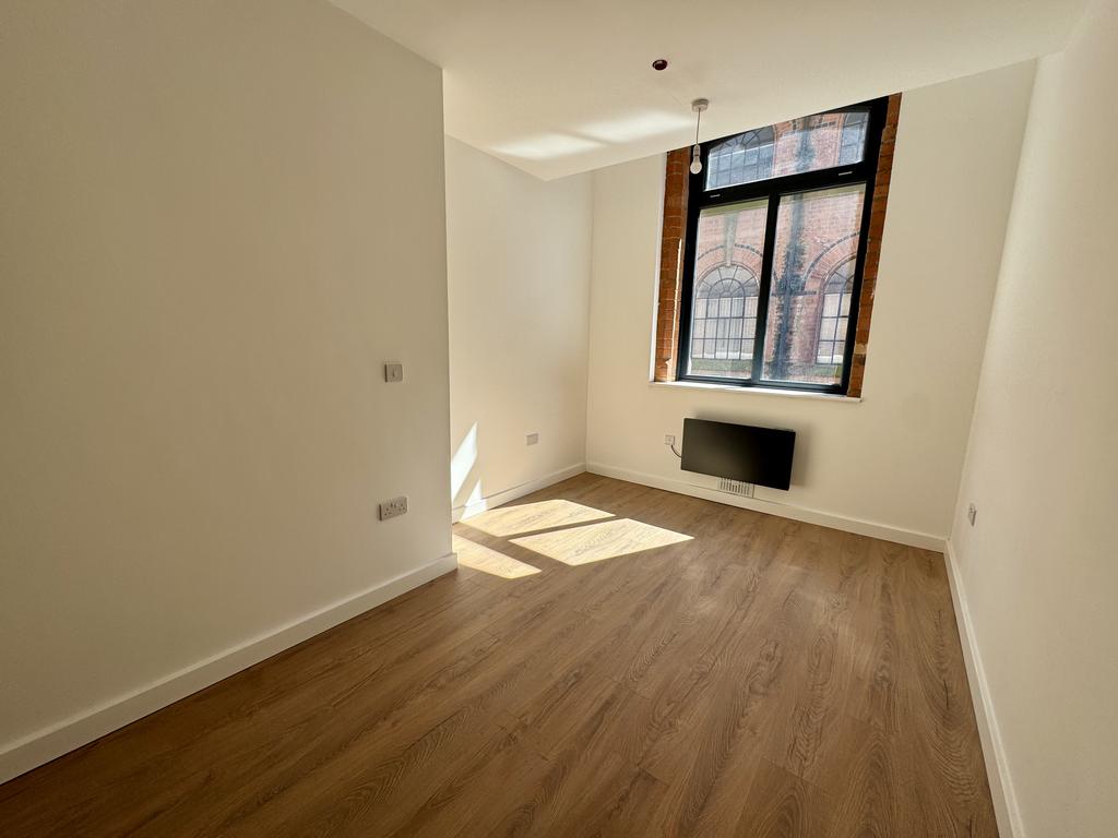 Apartment in Leicester, St Matthew's - View 4