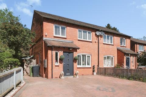 3 bedroom semi-detached house for sale, Cherrybrook Close, Hope-under-Dinmore, LEOMINSTER