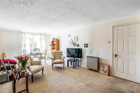 1 bedroom apartment for sale, COBHAM GATE, COBHAM, KT11