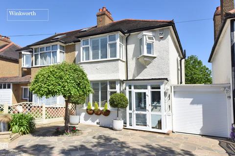 3 bedroom semi-detached house for sale, Glyn Road, Worcester Park, KT4