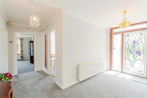 4 bedroom bungalow for sale, Irvine Crescent, Bathgate