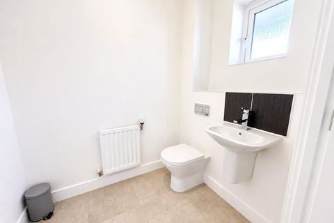 3 bedroom detached house for sale, Fairway Drive, Chelmsford, Essex, CM3