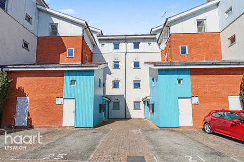 2 bedroom apartment for sale, Fen Bight Circle, Ipswich