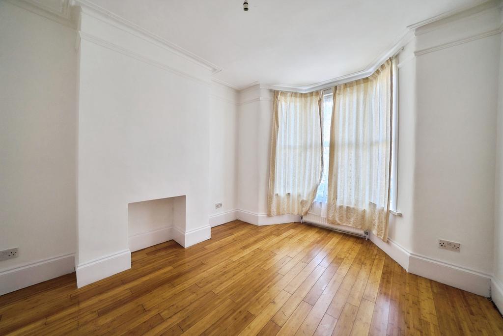 House in London, Mill Meads, West Ham - View 2