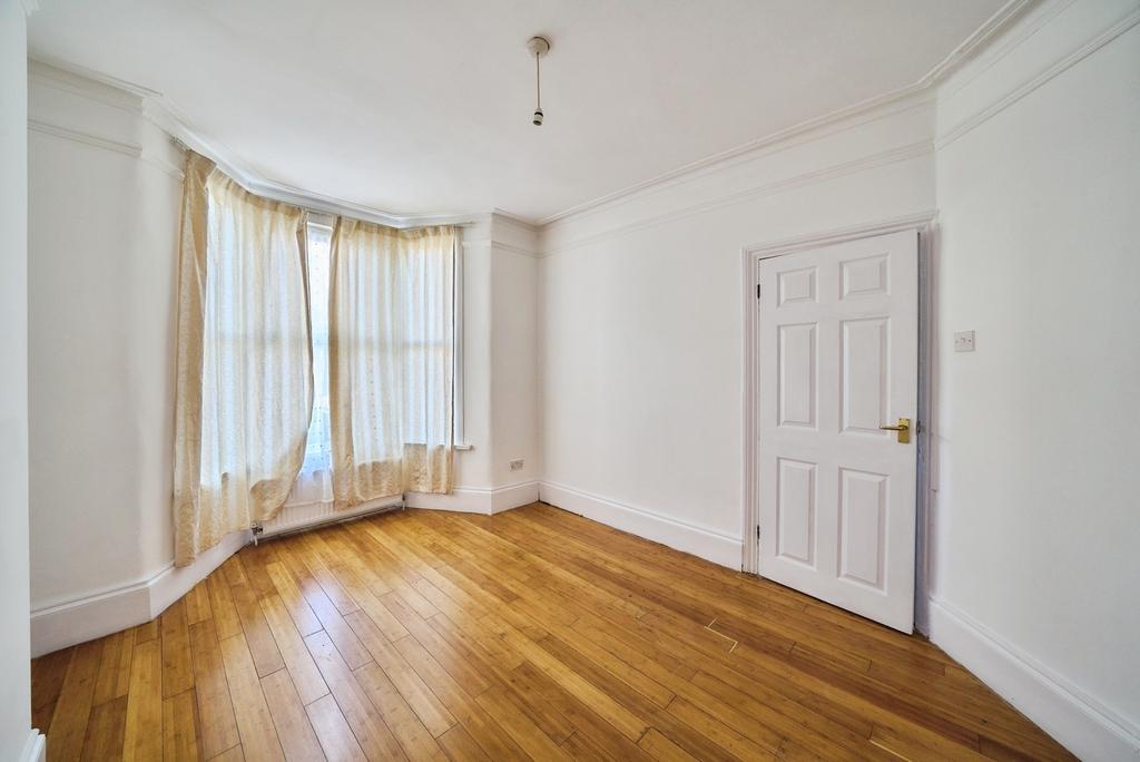 House in London, Mill Meads, West Ham - View 3