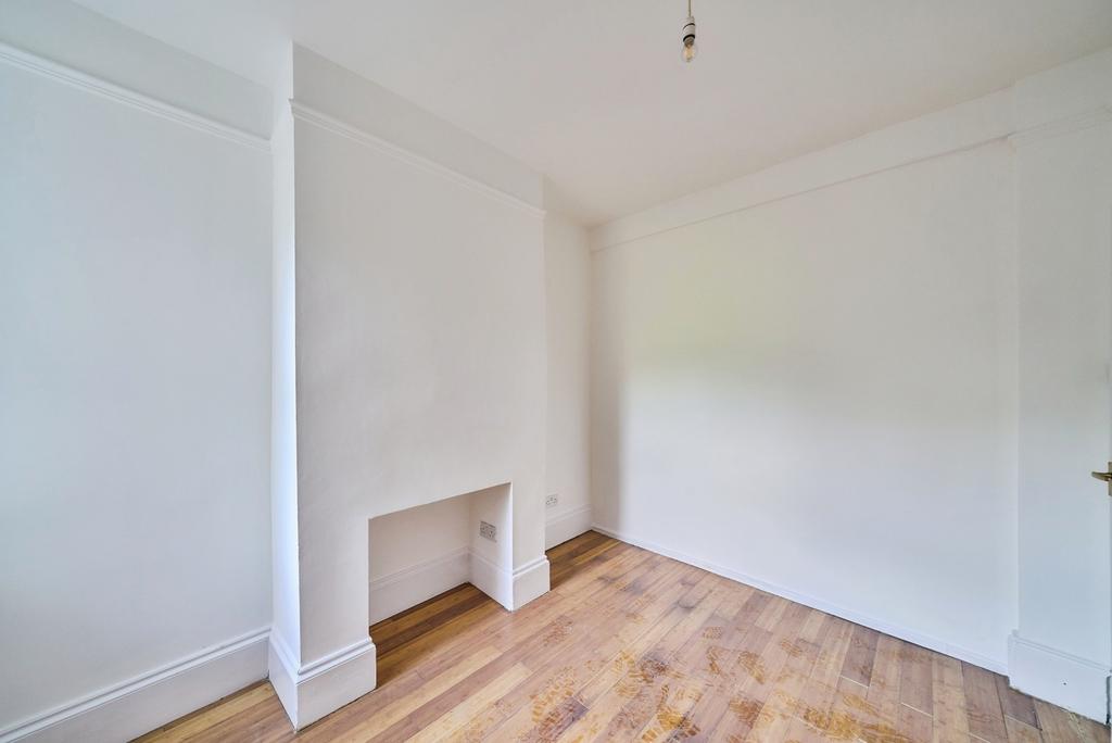 House in London, Mill Meads, West Ham - View 5
