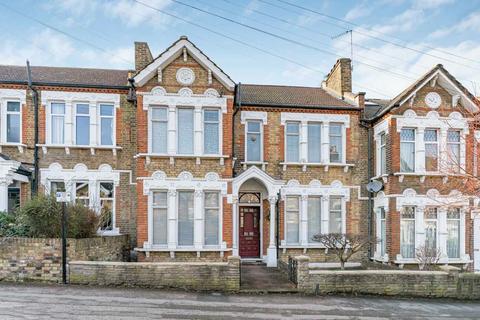4 bedroom terraced house for sale, Shell Road, London SE13