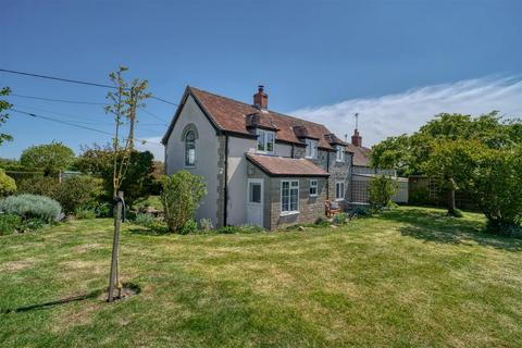 2 bedroom cottage for sale, Shaftesbury Road, Mere, Warminster
