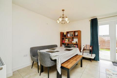 undefined, Pioneer Way,  Bicester,  OX26